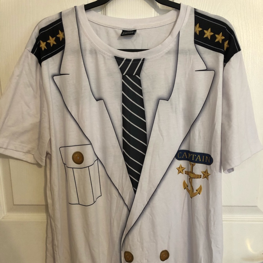 Men’s Captain Shirt and Sailor Hat